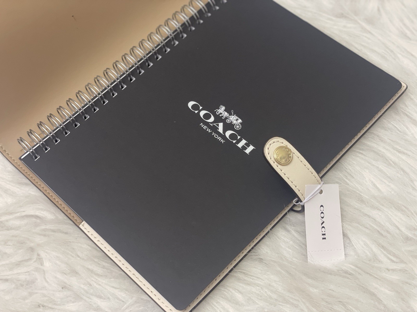 Coach Notebook in Signature Canvas Print Silver/White chalk Leather NWT CZ198