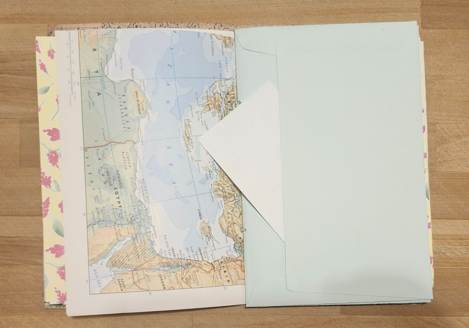 Junk Journal Handmade 90 pages 6×9