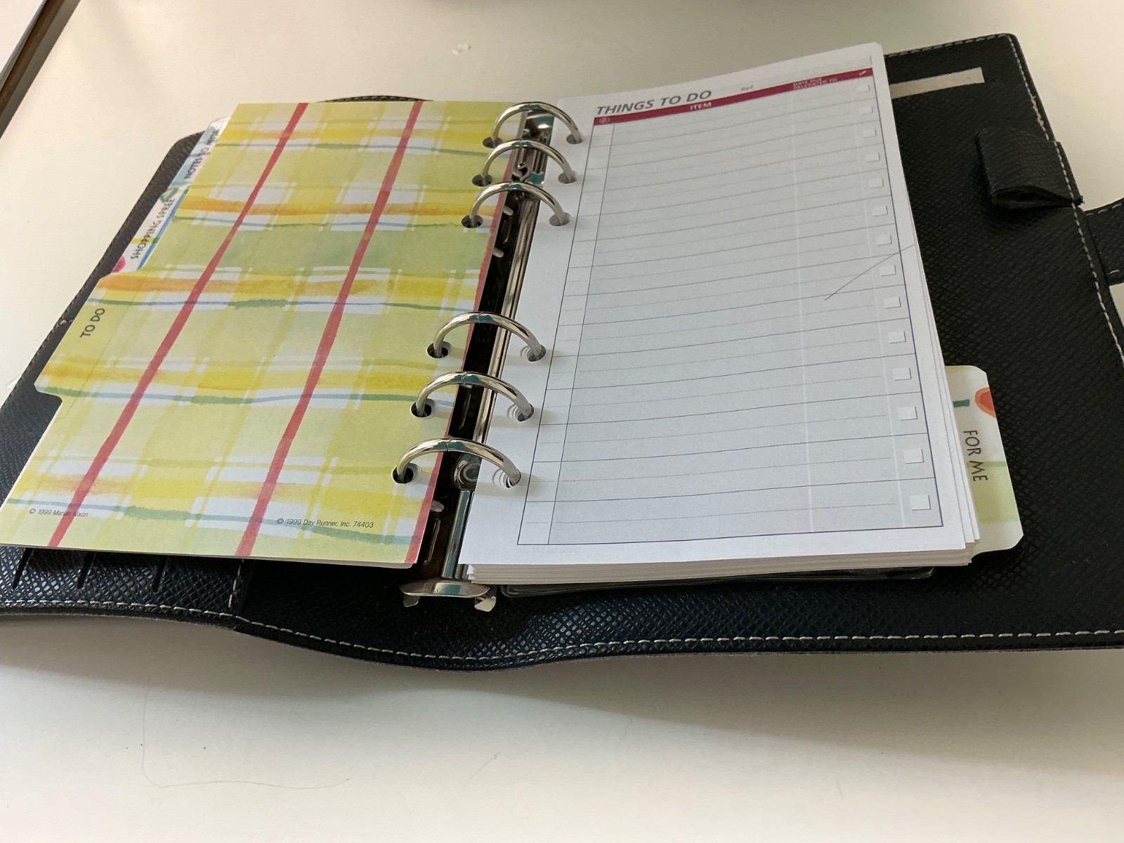 Day Runner 6-Ring Fact Center Compact Personal Organizer Planner Blk 3.75×6.75″