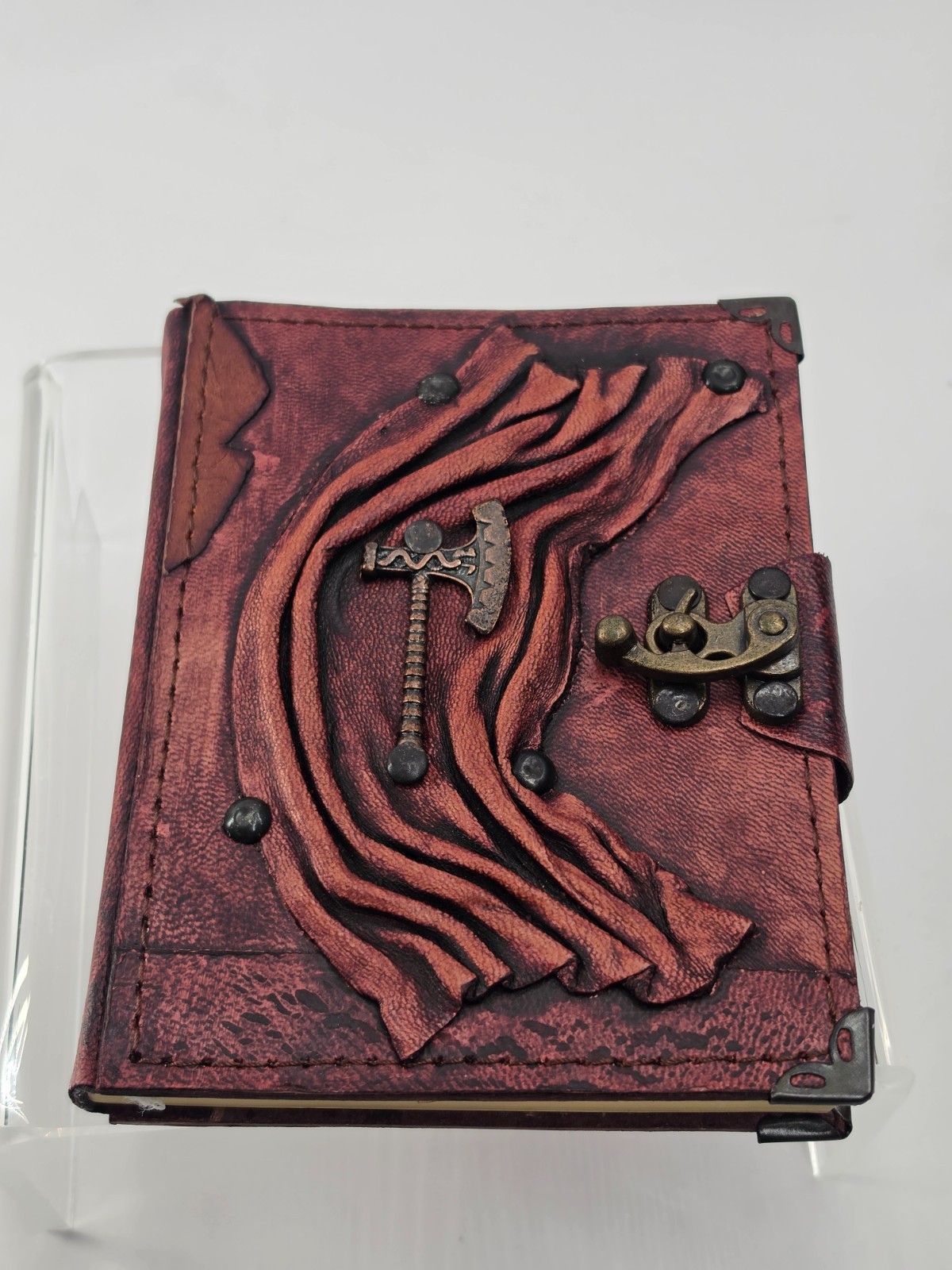 Handmade Leather Journal – 6″ x 4.5″ Small