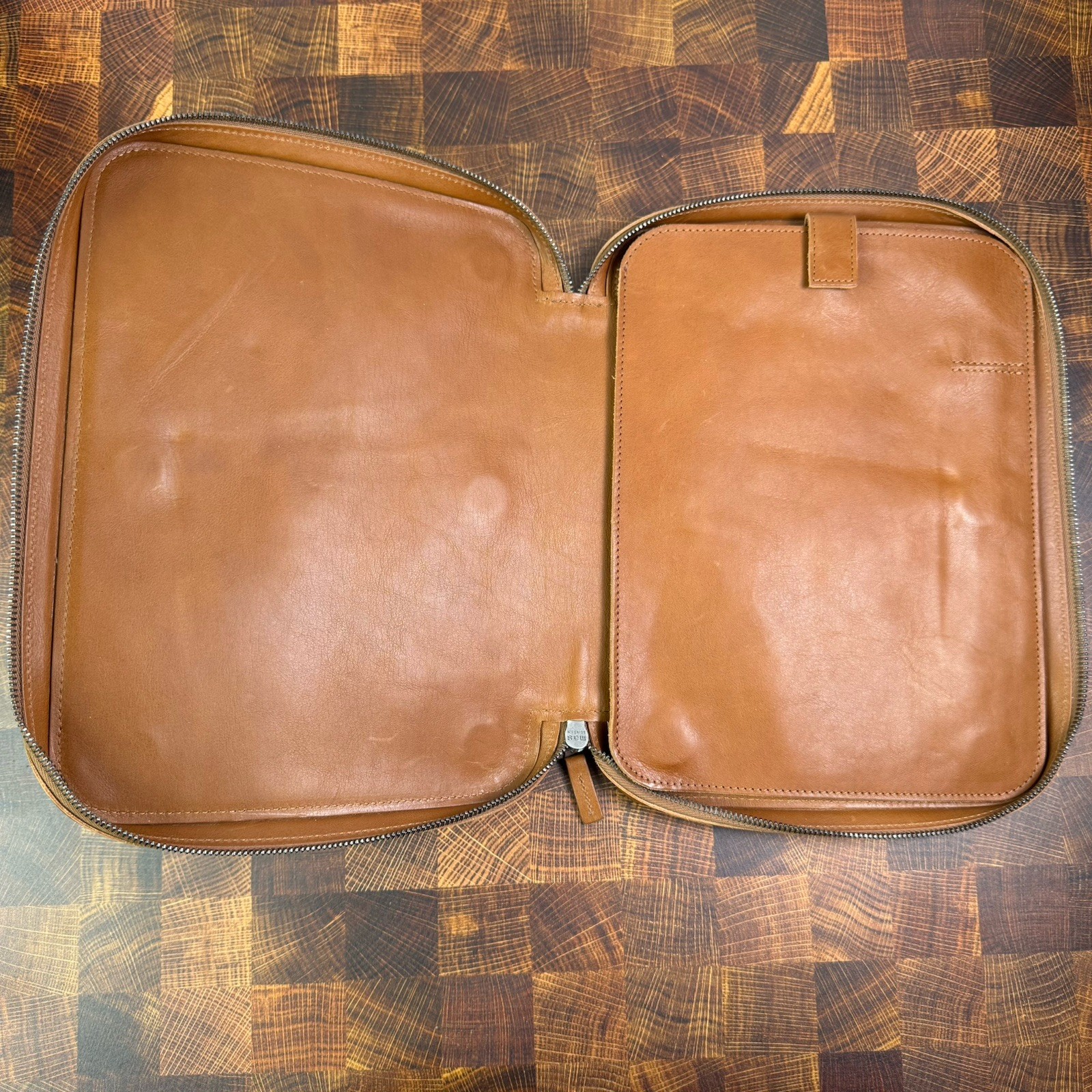 This Is Ground Mod Tablet 2 Leather Organizer Case Toffee Brown IPad Holder Vtg