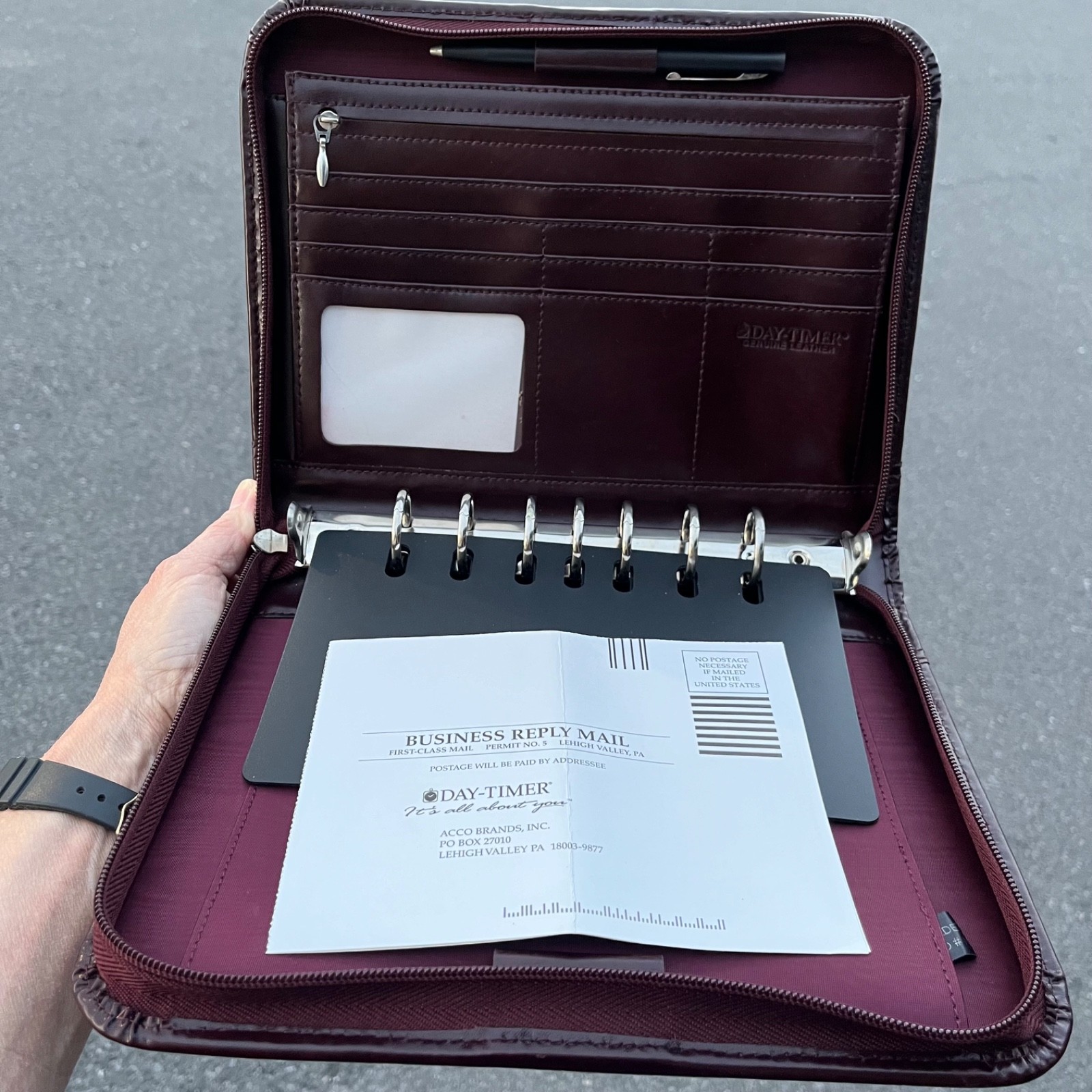 Day-Timer Desk Planner NEW Burgundy Leather 8.5×11 7 Ring Binder Zip Around Vtg