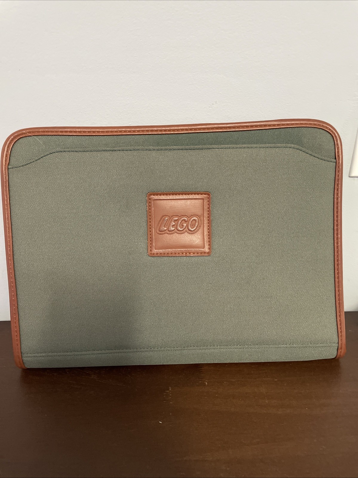 LEGO Collectible Portfolio Green Canvas And Brown Leather Trim 13”x10” Excellent