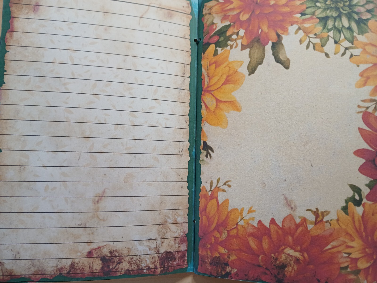 Junk Journal Booklet “AUTUMN BREEZE” Fall Colors LG 8.5″x5.5″ 40pgs × Ephemera