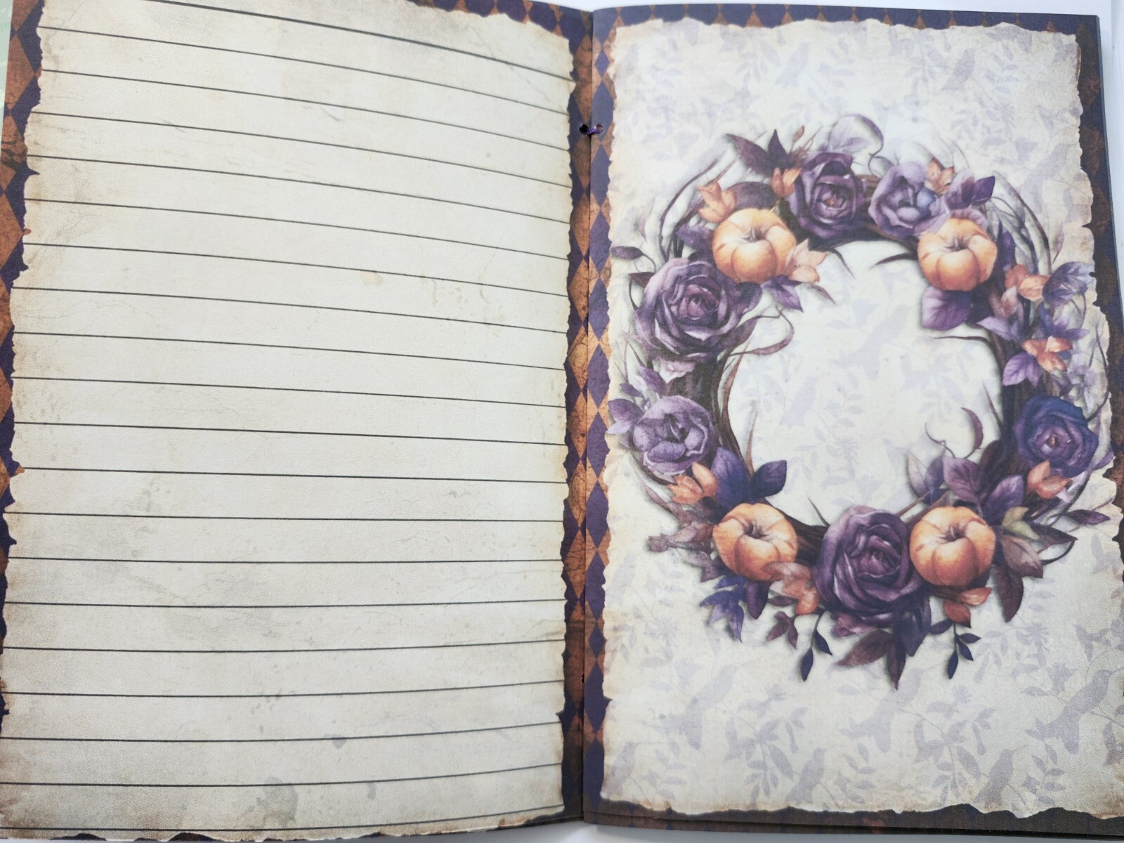 Junk Journal Booklet “VINTAGE HALLOWEEN” HANDMADE Cards, Pockets, LG 9X6 40PGS