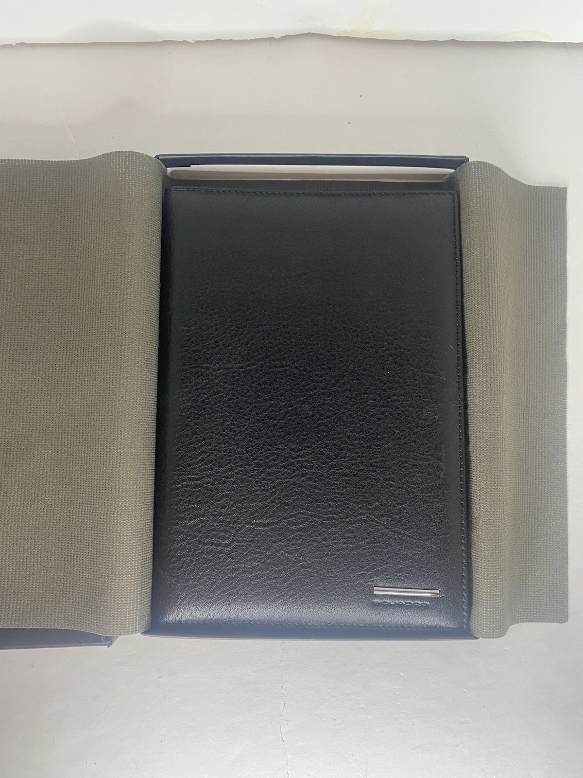 PIQUADRO Black Leather Address Book 8.5 x 6 ITALY 1996 Discontinued Boss Gift
