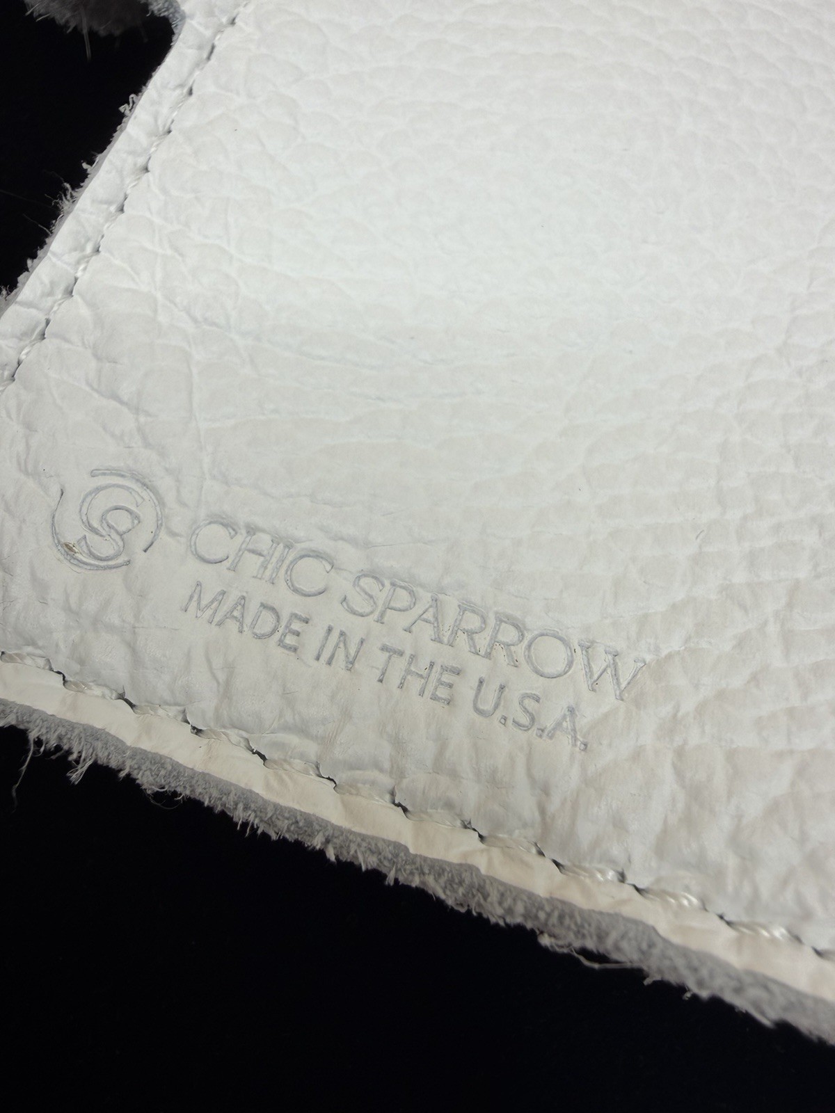 Chic Sparrow Pocket Field Notes TN White Pebbled Leather USA Planner Cover W/box