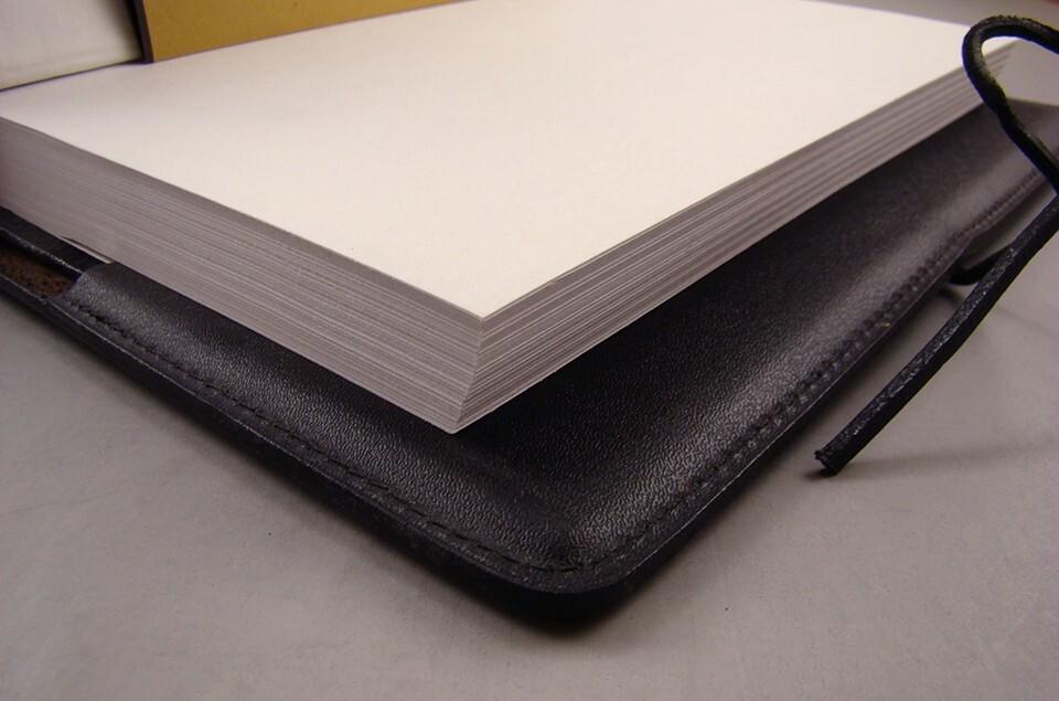 Oberon Leather Journal: 6×9 Bold Celtic Knot Cover w/ Blank Page Insert – NOS!