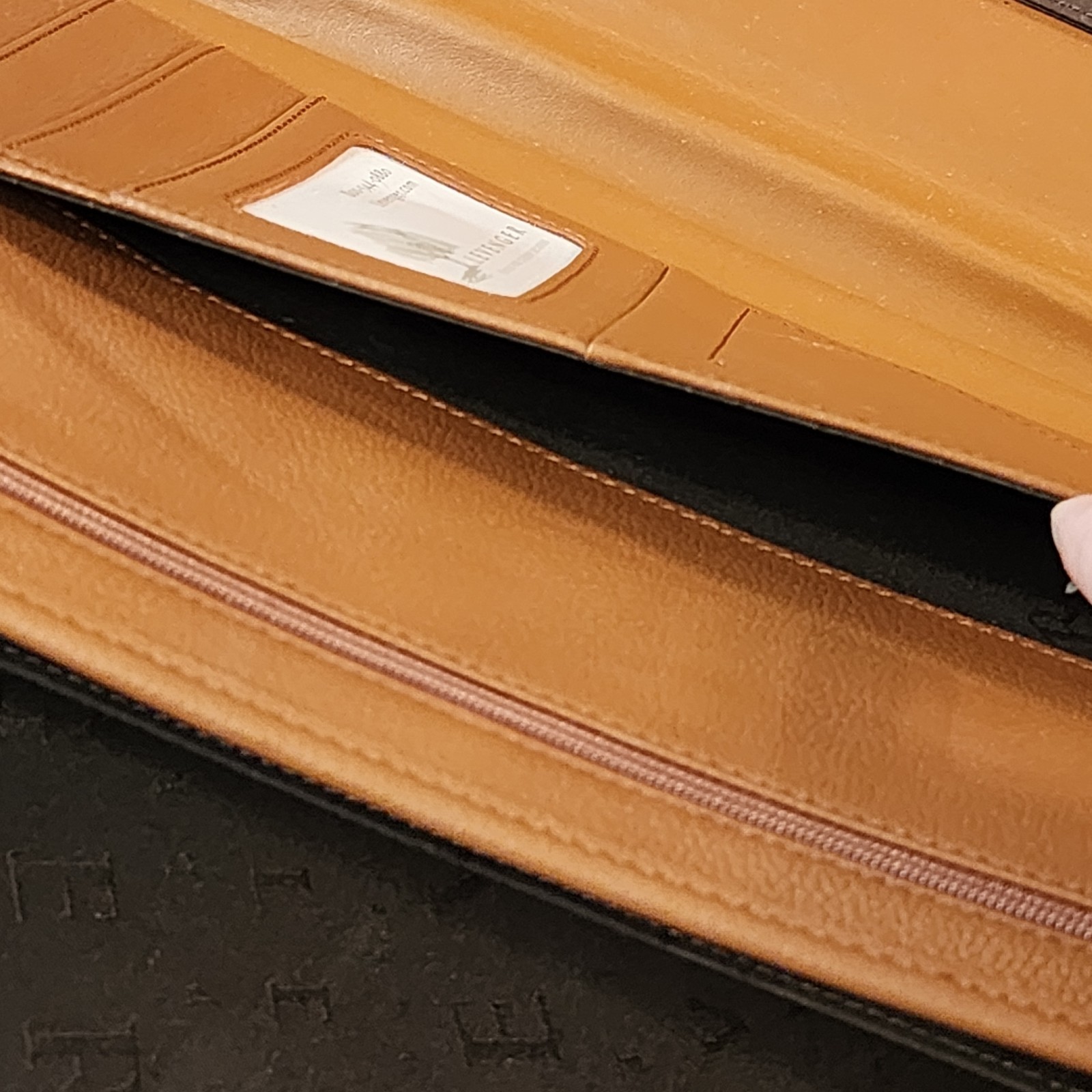 Levenger 12″ x 13.5″ Brown Leather Folio Full-Zip Portfolio Note Pad Handle