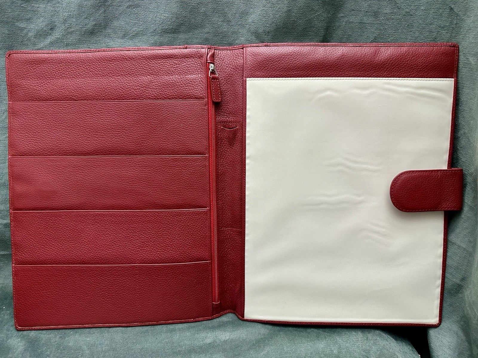 Levenger Red Pebbled Leather Folder Portfolio