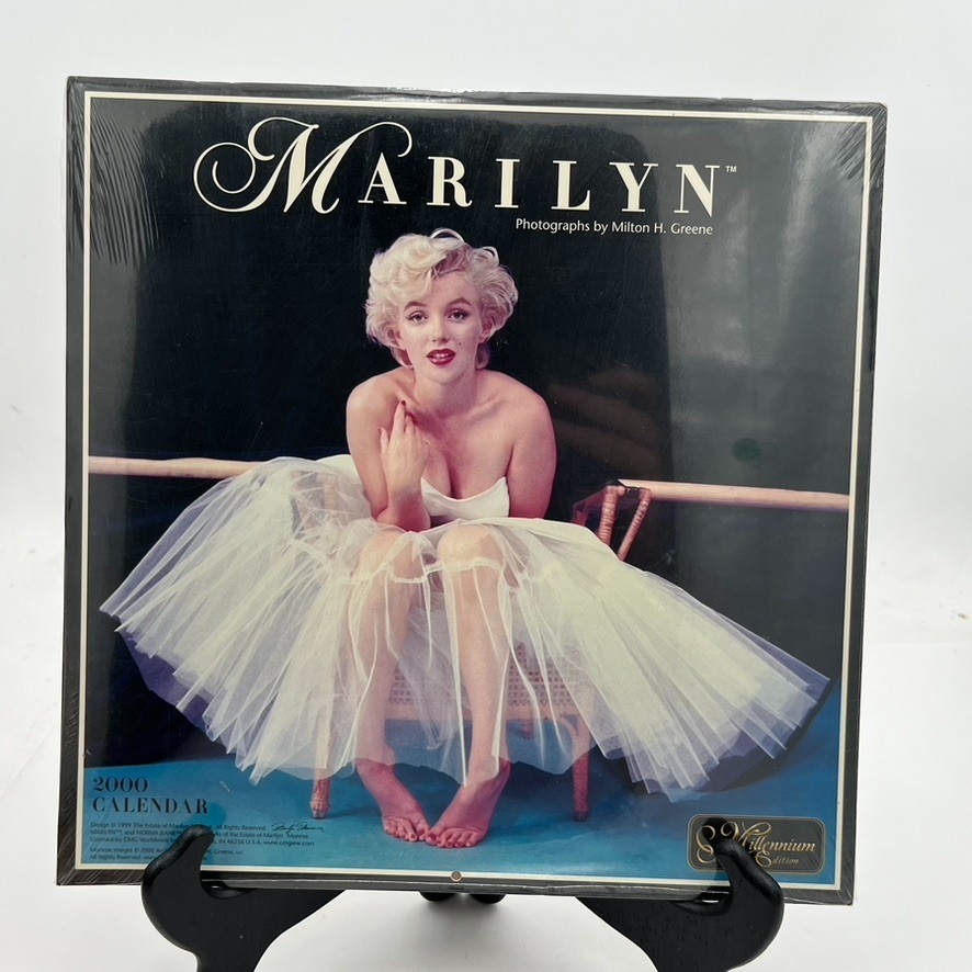 Marilyn Monroe 1996 12×24″ Hanging Monthly Square Wall Calendar New Sealed 2052