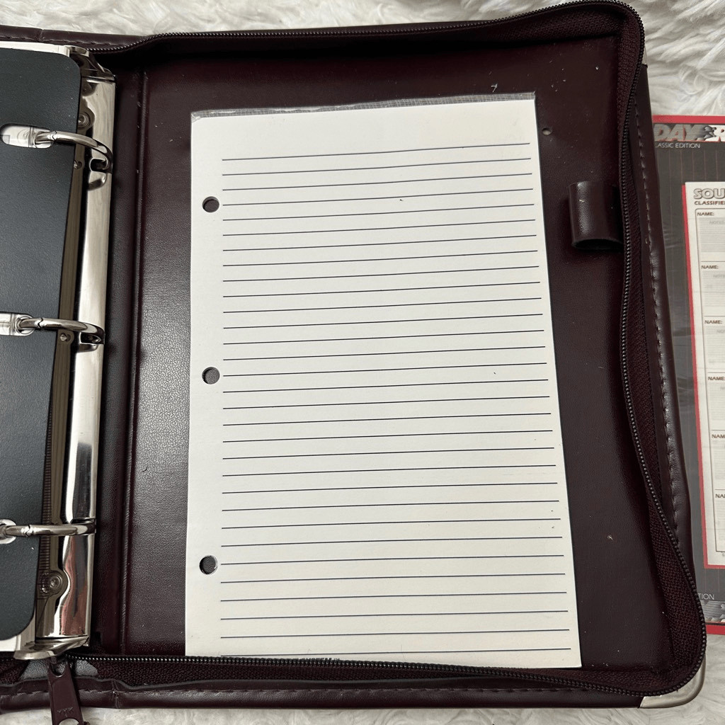 No Brand Brown Thick Shiny Vinyl 3- Ring Planner with Day Runner Refill