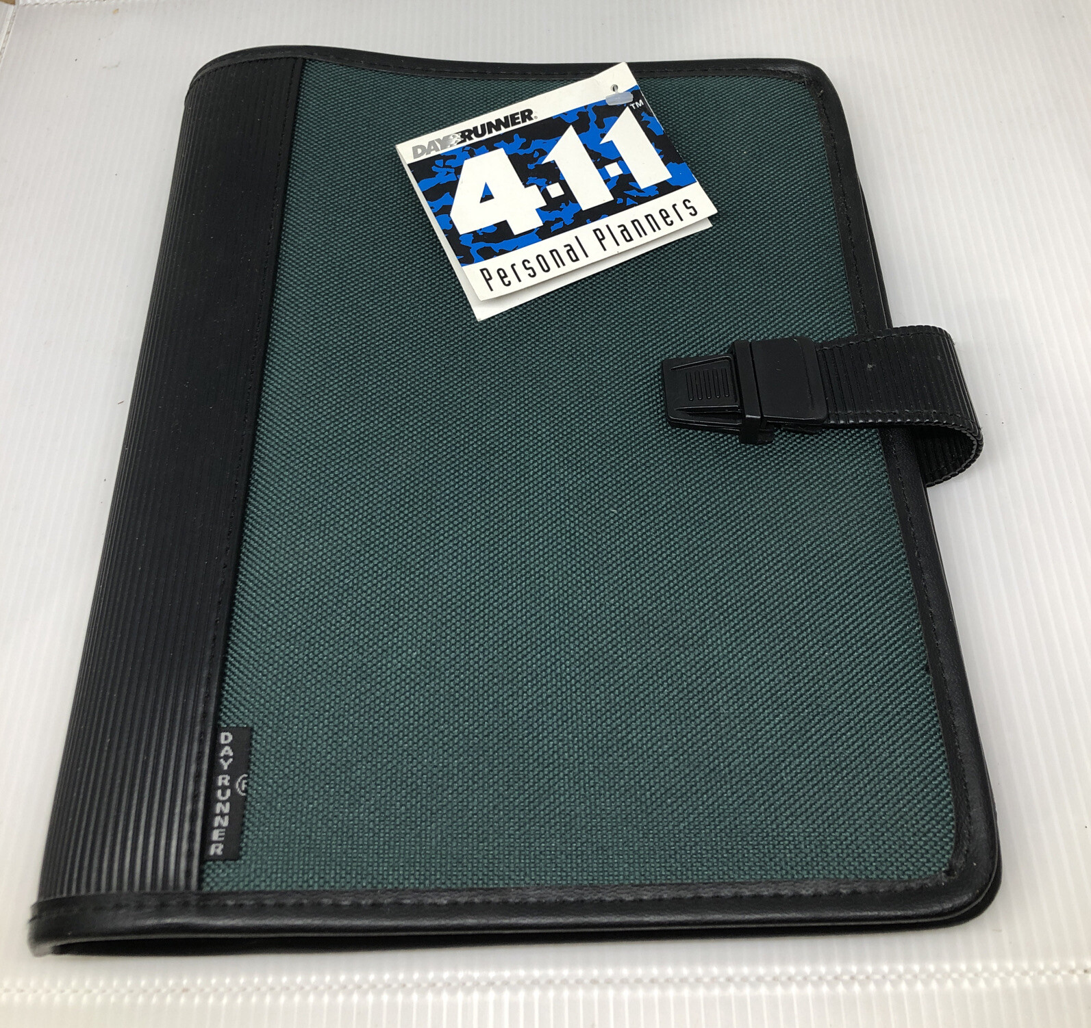 Day Runner 4-11 Personal Planner Green Canvas Snap Front 5.5″ x 8.5″ New w/Tag