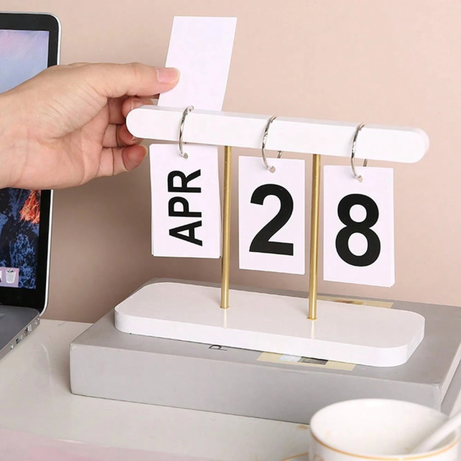 1X Flip Page Desk Calander Office Home Ring Turn Page Standing Fortune Calendar