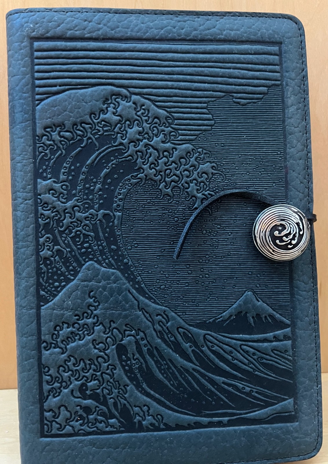 Oberon Design Leather Journal Notebook Large 6×9 Refillable Hokusai Wave NWT