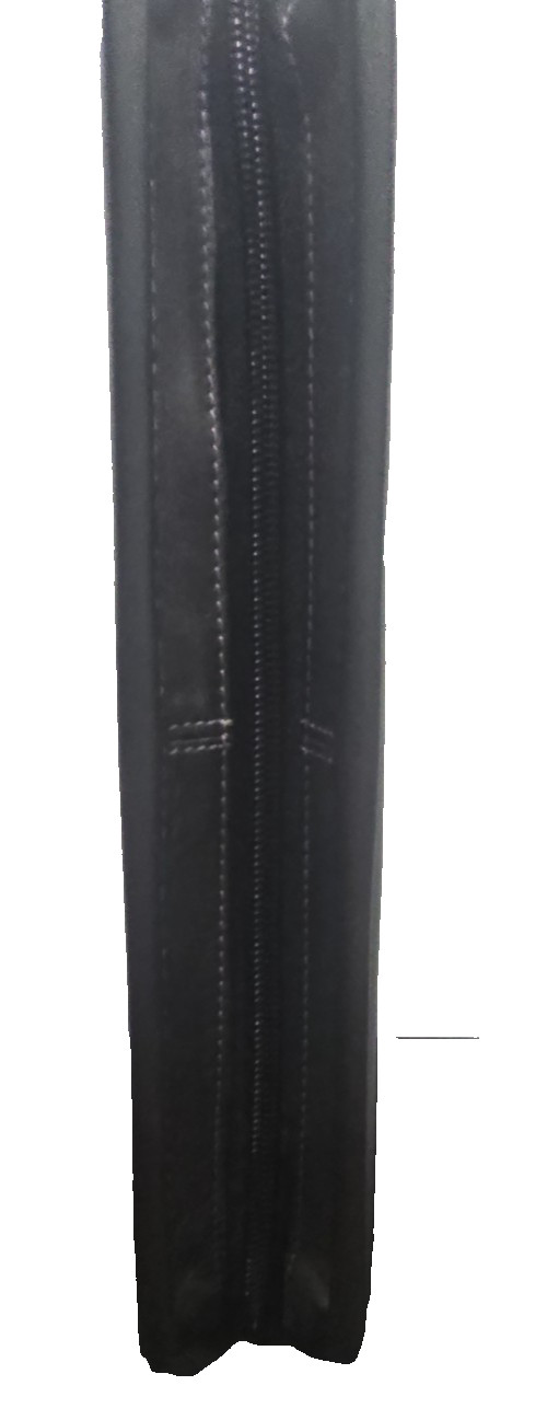 Franklin Covey Full Grain Nappa Leather 7-Ring Binder Black Classic Zip Around.