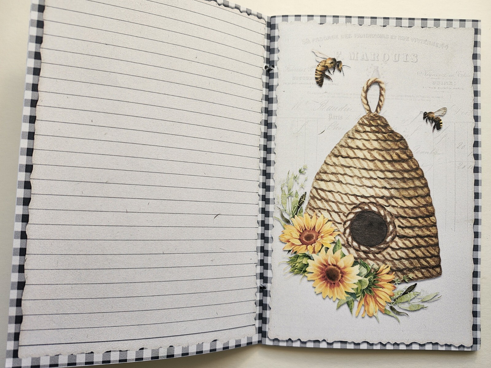 Junk Journal Blank Booklet “BEE KIND” BEES Sunflowers HANDMADE + LG 40pg 9×6