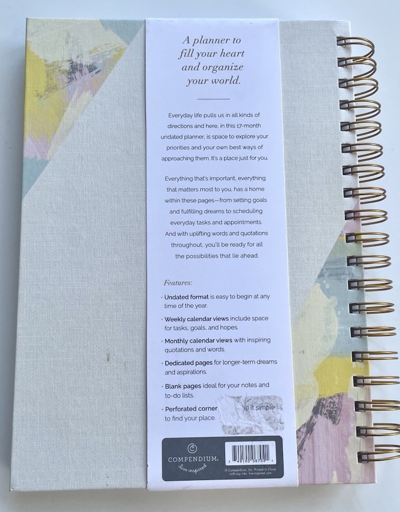 17-Month Undated Planner Spiral Bound Hardcover New Compendium