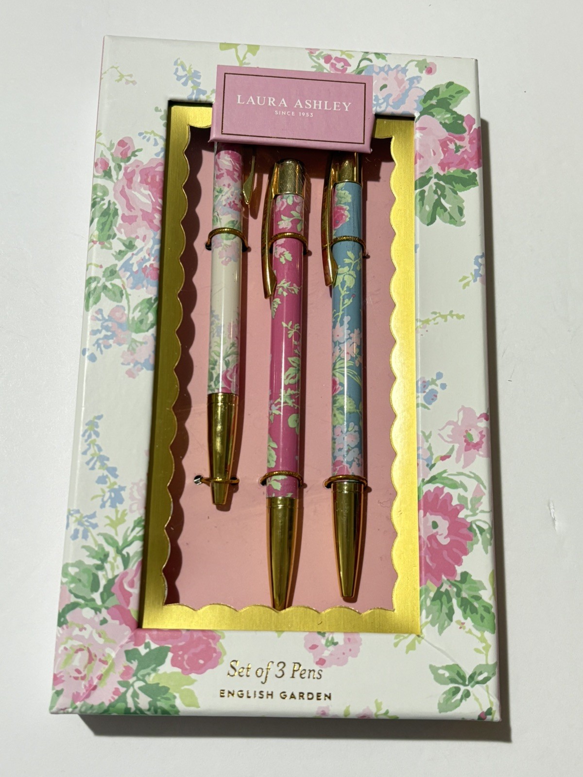 LAURA ASHLEY Shabby Chick Pink floral lined journal& English Garden Pen set NEW