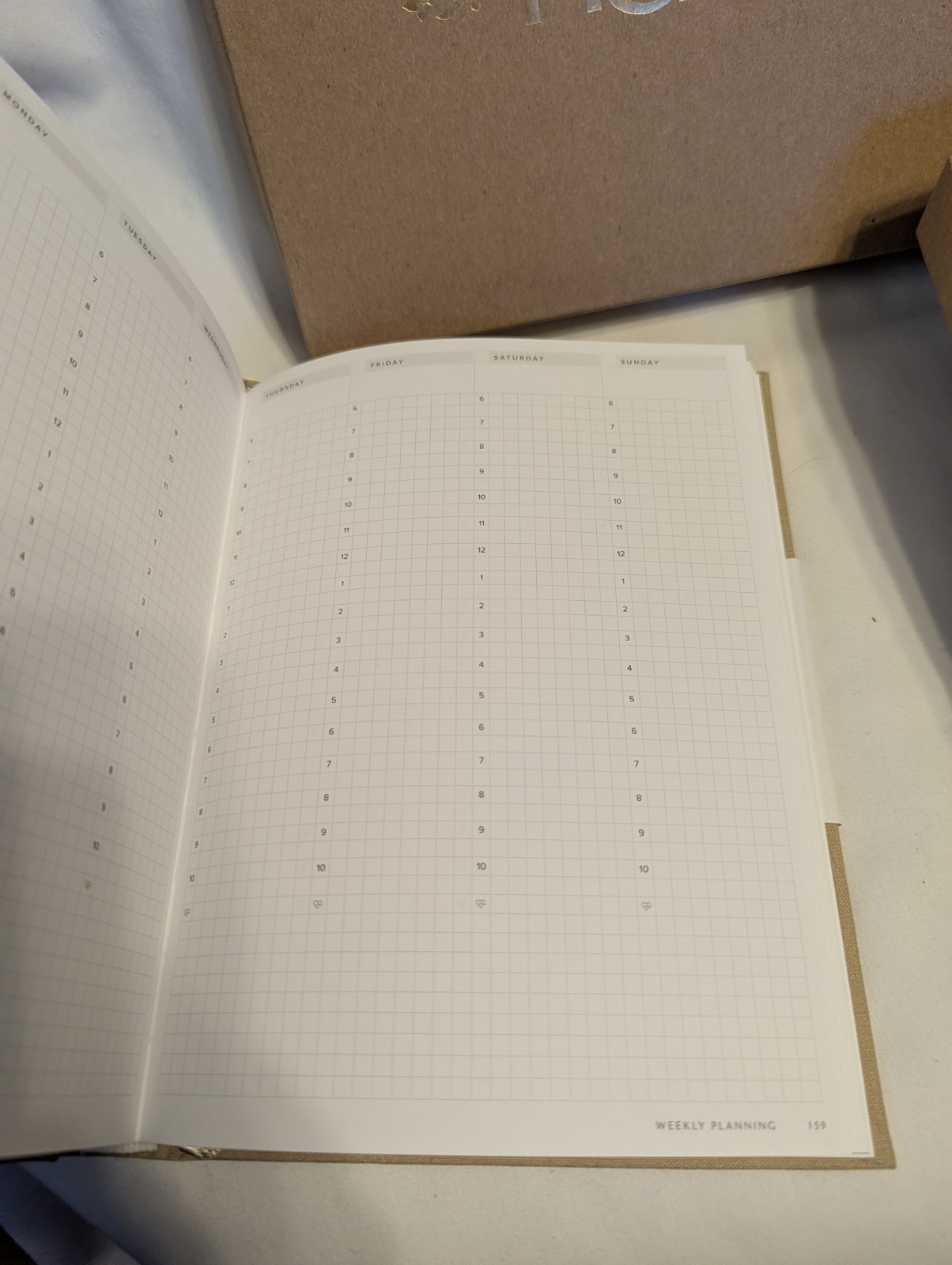 Hemlock & Oak weekly planner, new in box