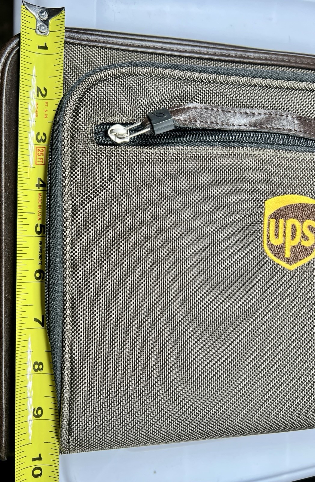 UPS Logo Gemline Zippered Portfolio Organizer Padfolio Leather Business Case