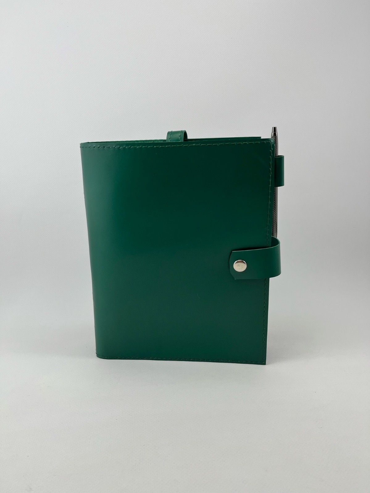 Green Leather cover A5 notebook. Just leather cover A5 for notebook with binder.