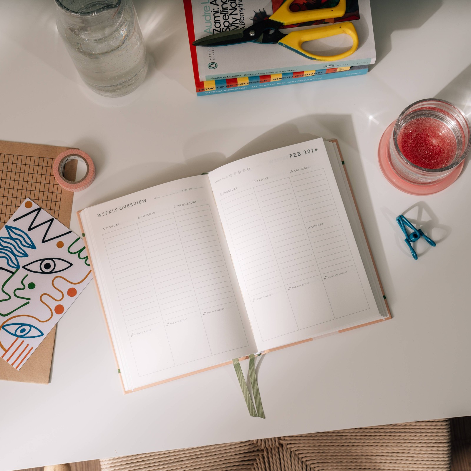 Papier – Tulip Vase A5 Hardcover Guided Wellness Journal