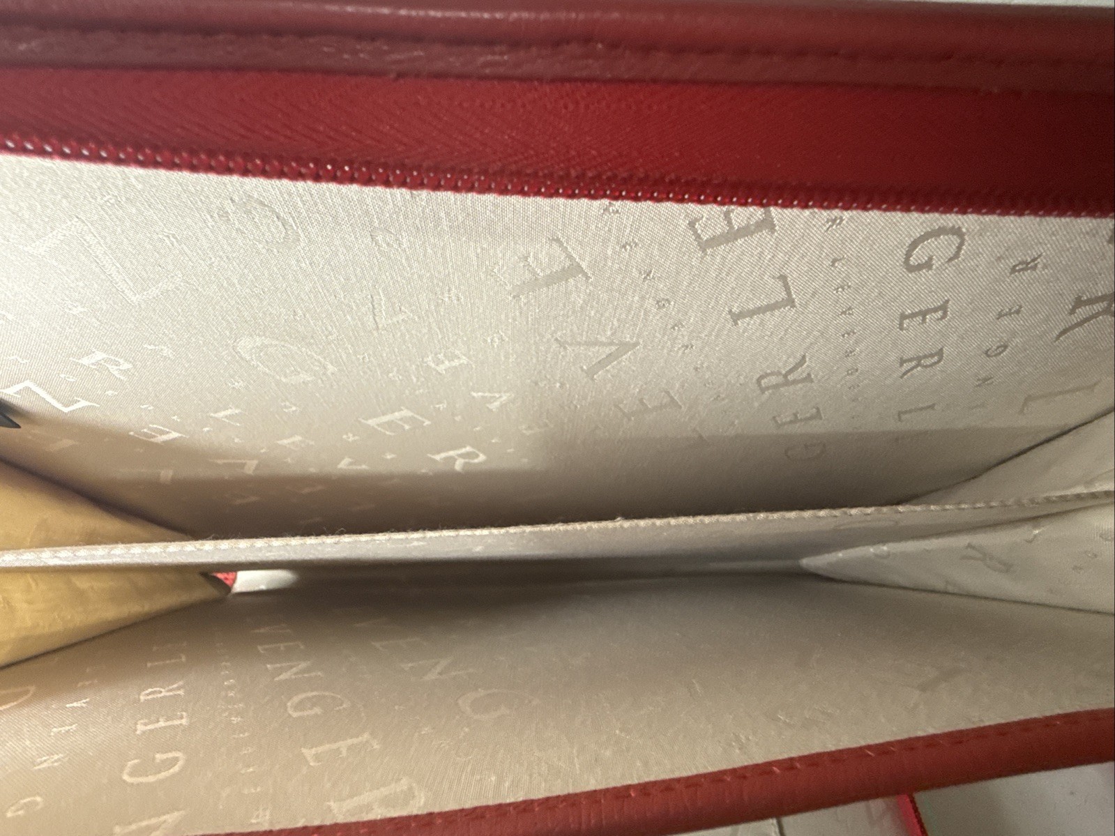 Levenger 12″ x 13.5″ Red Leather Zip Around Folio Portfolio Padded Handle