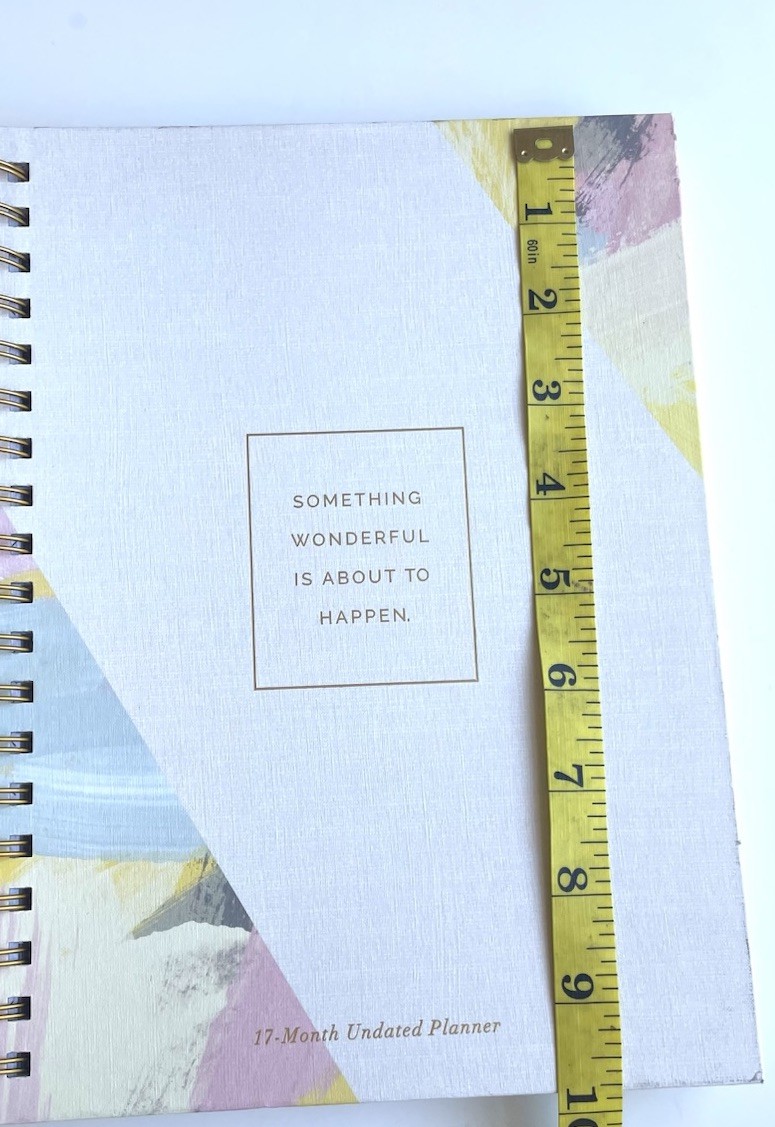 17-Month Undated Planner Spiral Bound Hardcover New Compendium