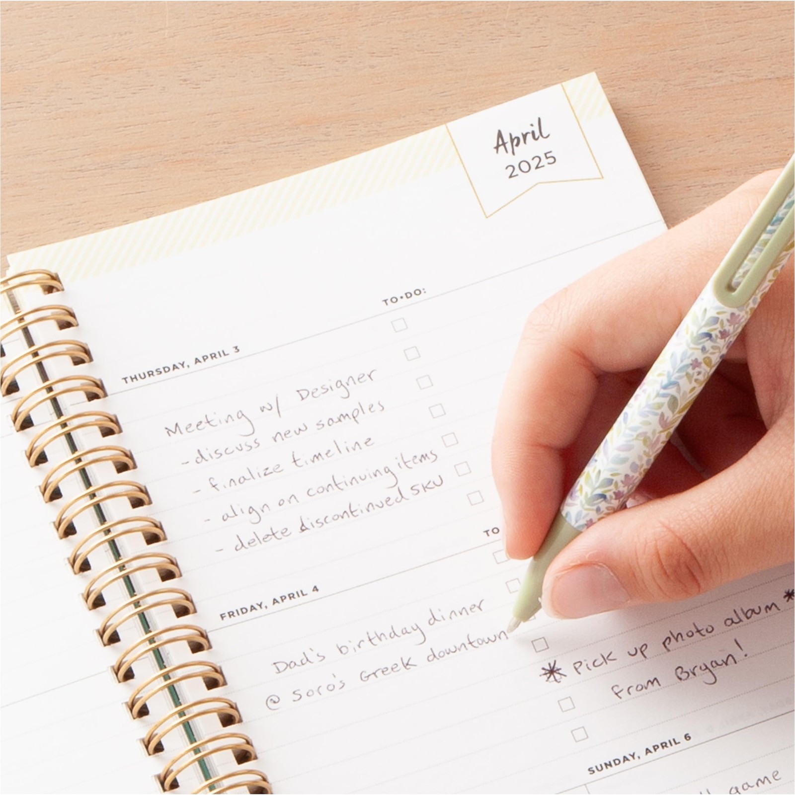 Blue Sky Day Designer Coming Up Roses Planner 2025 5×8 Safety Wirebound