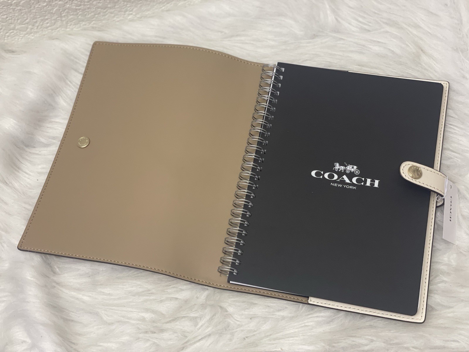 Coach Notebook in Signature Canvas Print Silver/White chalk Leather NWT CZ198