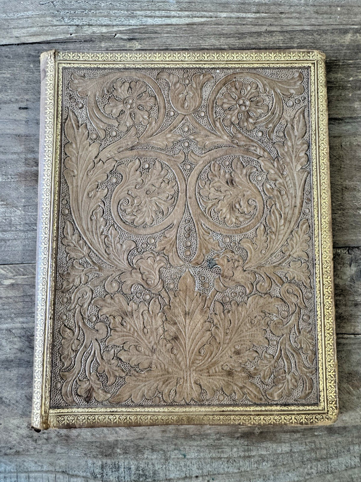 Vintage Tooled Leather Writing Portfolio 8×10 Moire Lined Folio Letter Case