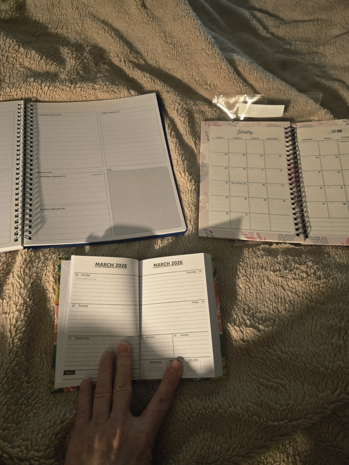 LOT OF 3 25-26 , 26-27, 26-28 PLANNERS