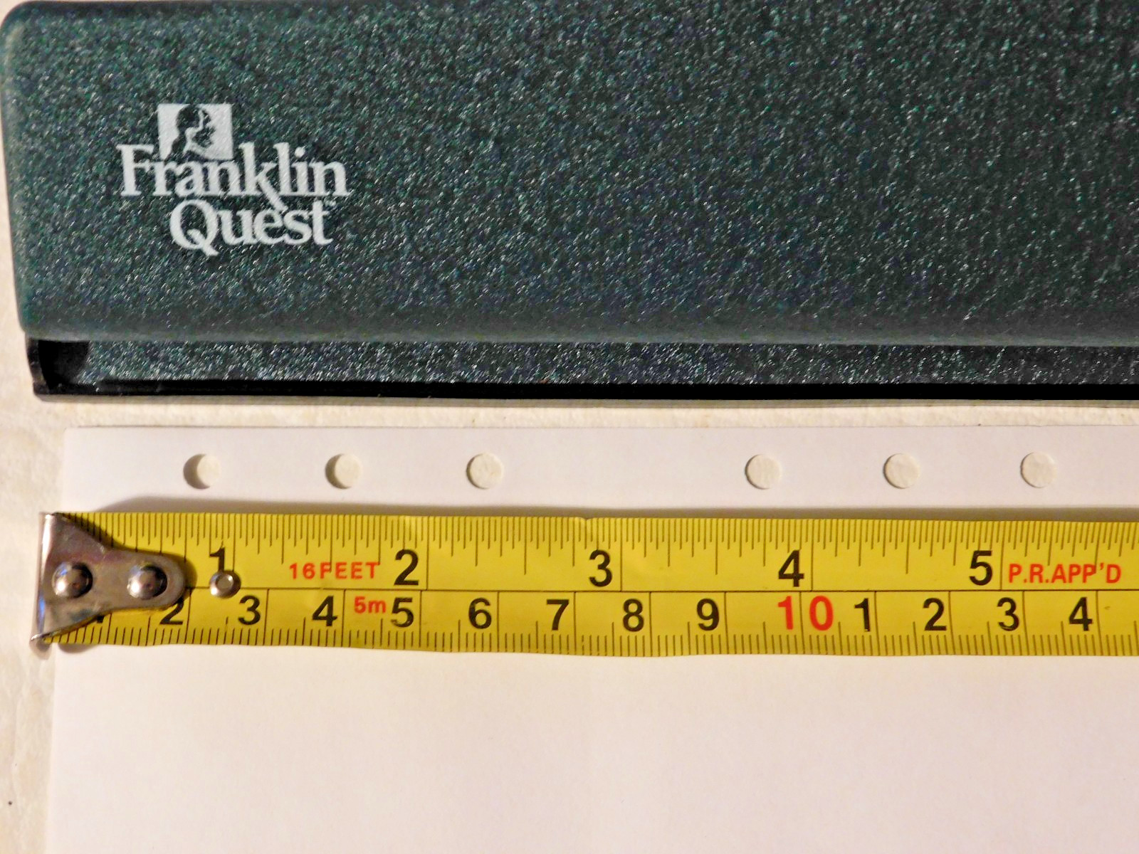 Franklin Quest Pocket Size 6-Hole Punch for 3.5″ x 6″ Planner Sheets, Green