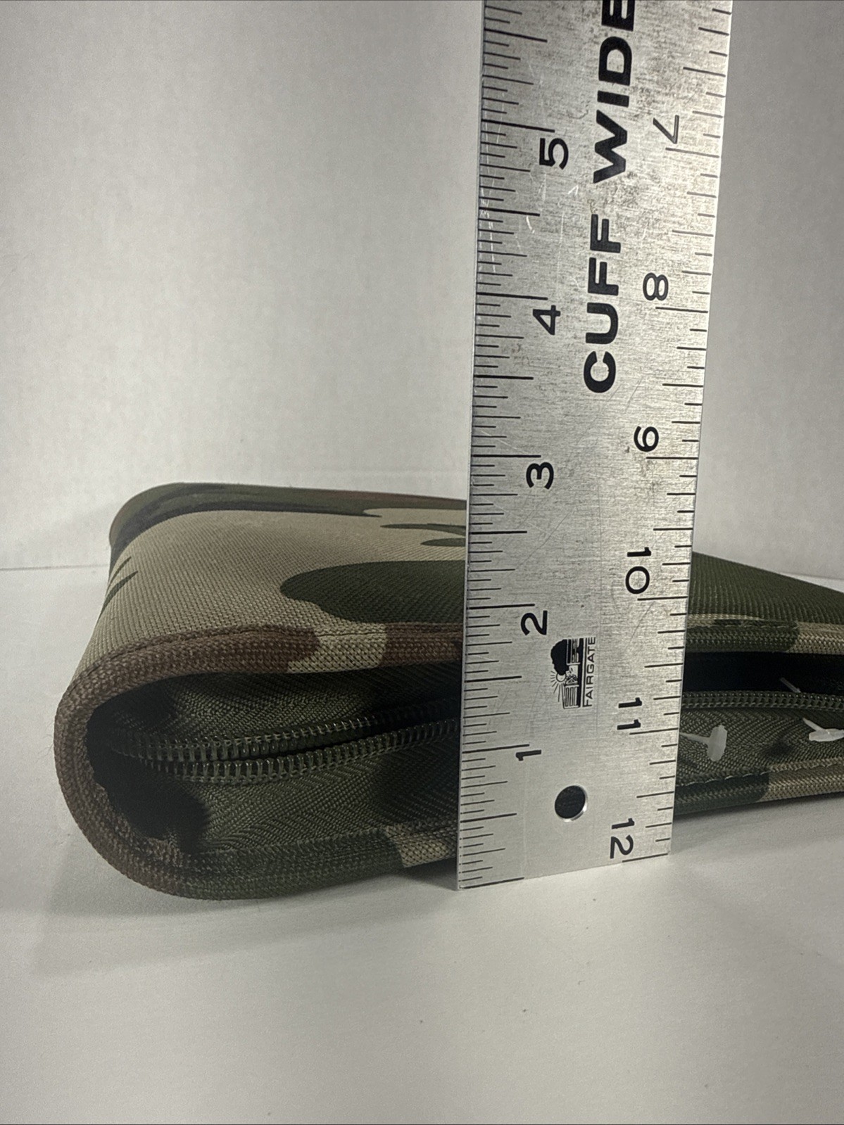 New~Day timer Zippered 3 Ring Camo Military Planner~11.5”x9”x1.5”