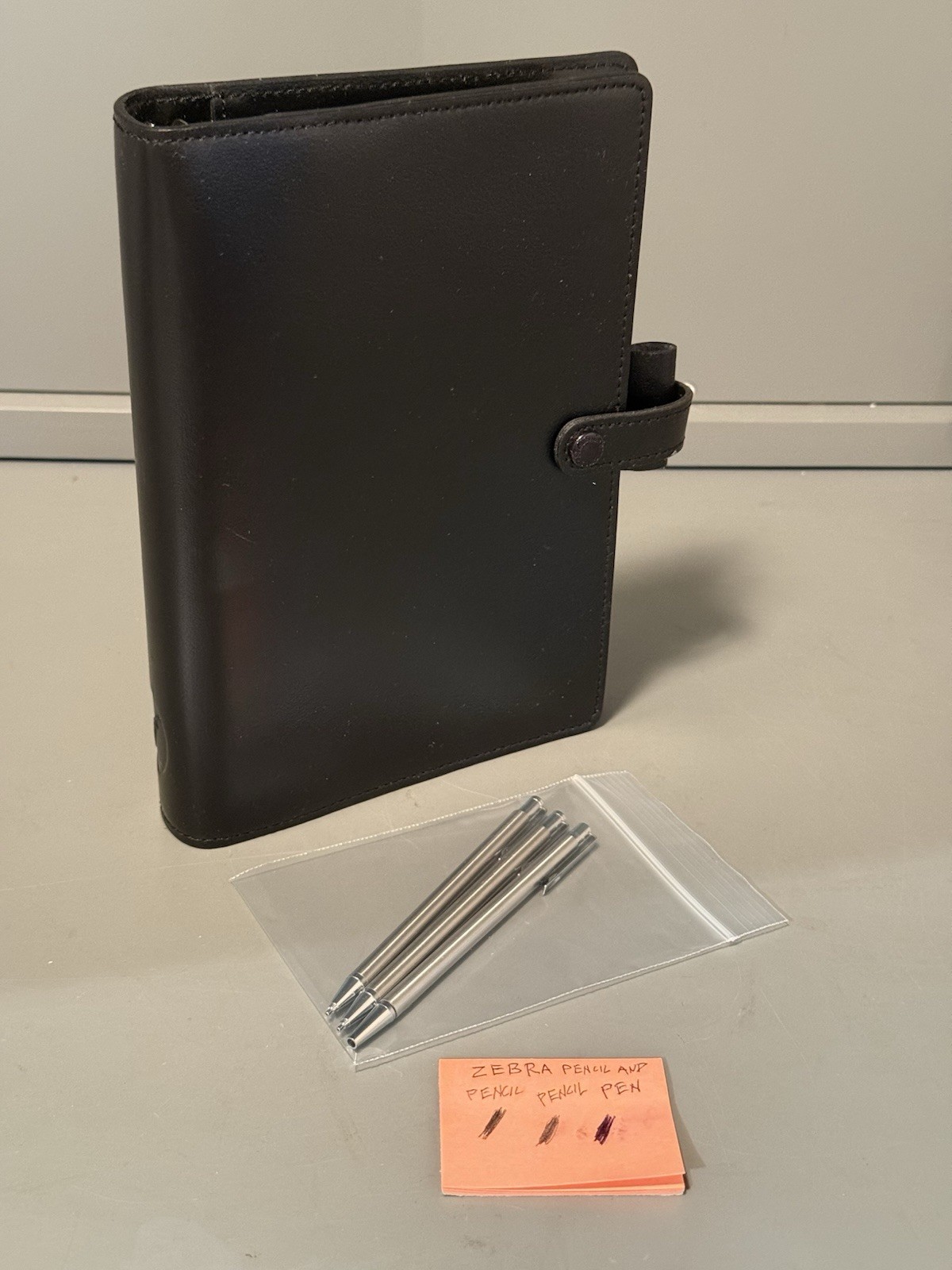 Genuine Filofax 1999 BLK Italian Leather Personal Buckingham Personal Organizer