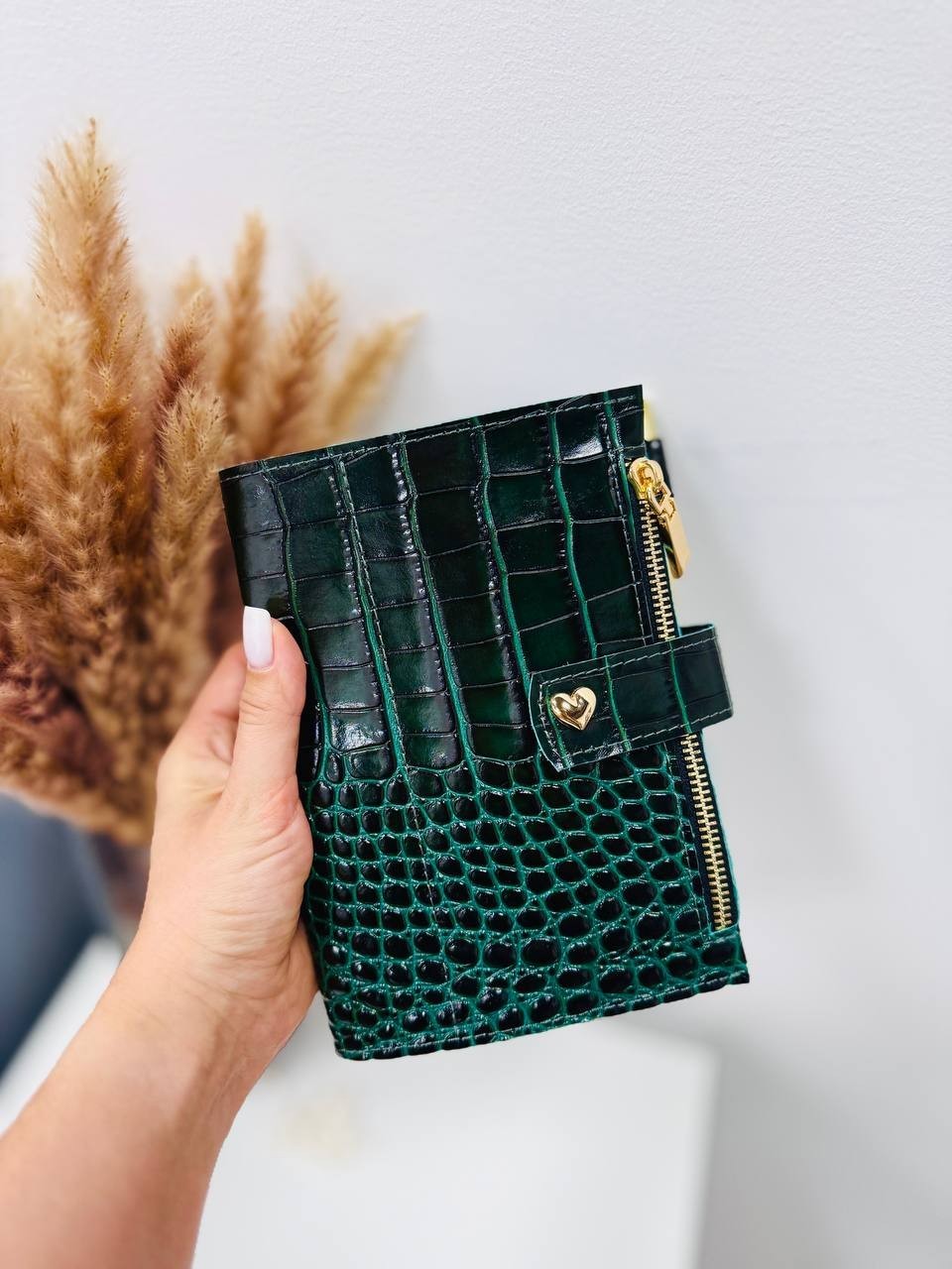 Green A6 leather notebook cover binder 6-Rings. Dated 2026 planner gift for her.