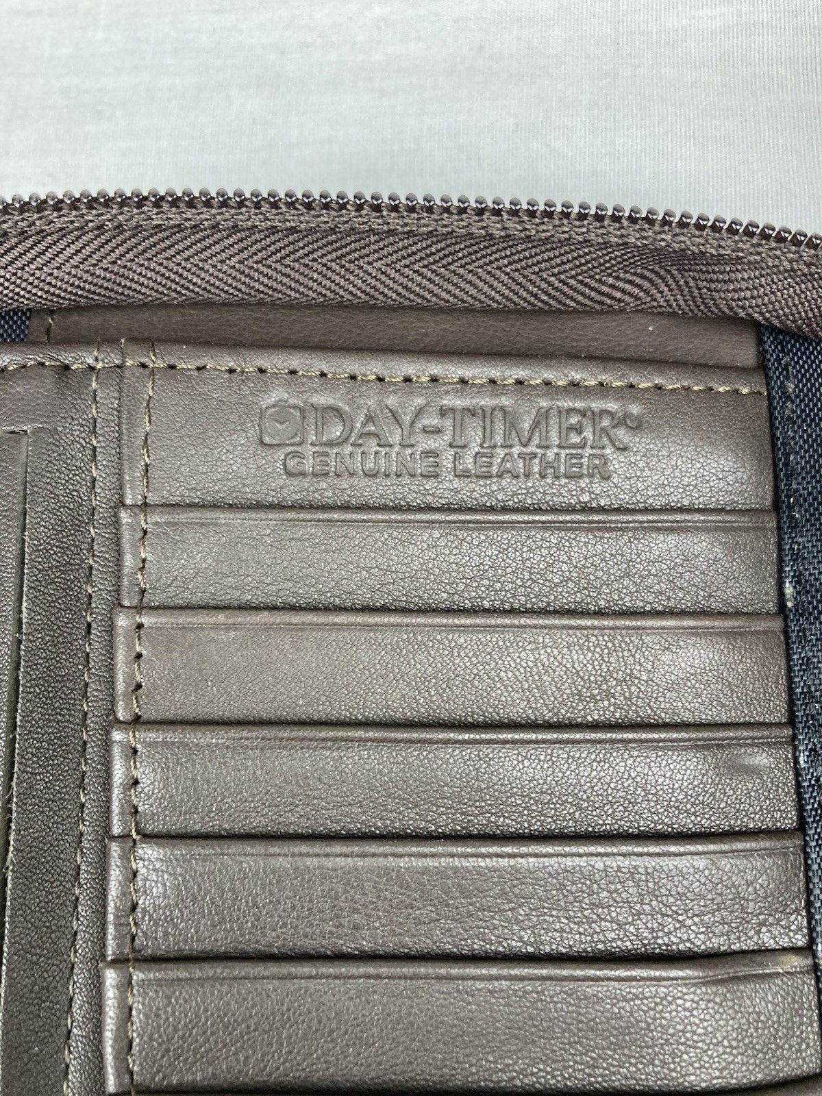 VTG DAY-TIMER BROWN LEATHER 6 RING PLANNER ORGANIZER 8” X 5.5” FRONT POCKET VGC!