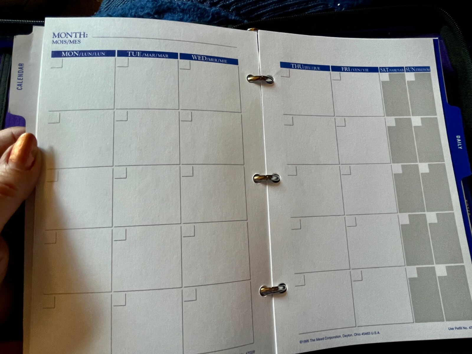 DAY PLANNER APPOINTMENT DATE BOOK MEAD 5-STAR-SPORT FABRIC PURPLE PAPER PLASTIC