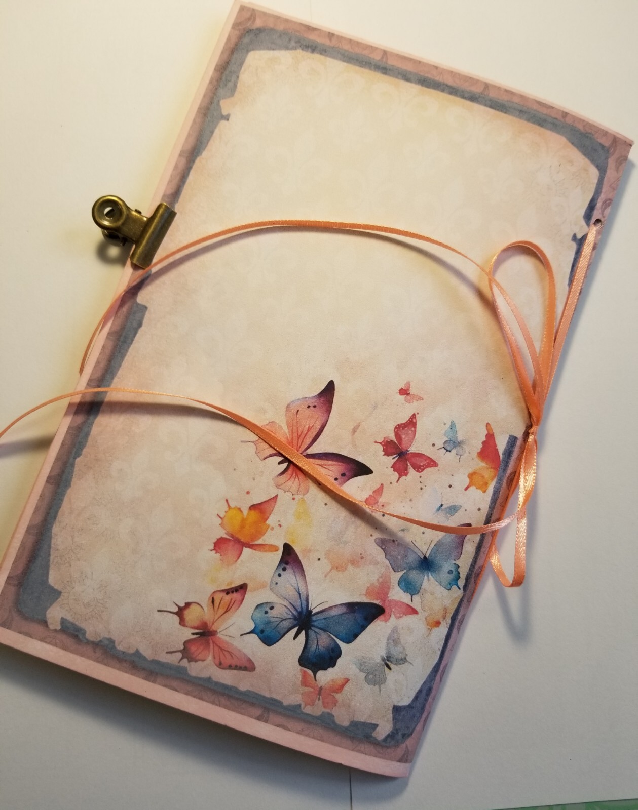 Junk Journal Blank Booklet “DREAMER” Dreamcatcher, Pastel LG 8.5″x5.5 ” 40pgs