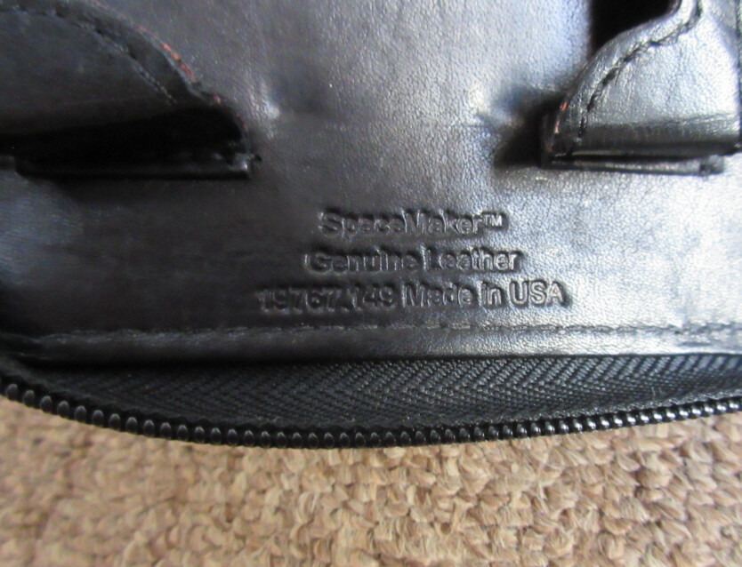 1996 Franklin Covey Genuine Black Leather Space Maker 6-Ring Zip Around Binder