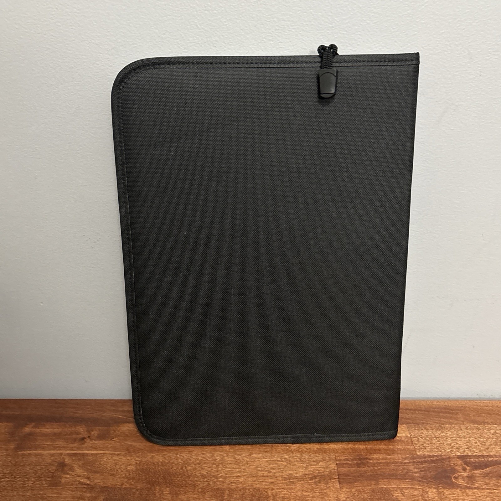 D.A.R.E Black Drug Abuse Education Binder Organizer Folio DARE Zipper Closer