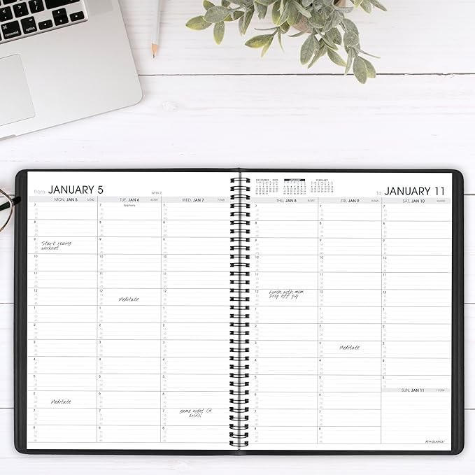 AT-A-GLANCE Weekly Appointment Book 2026 Planner 8-1/4″ x 11″ Black (709500526)