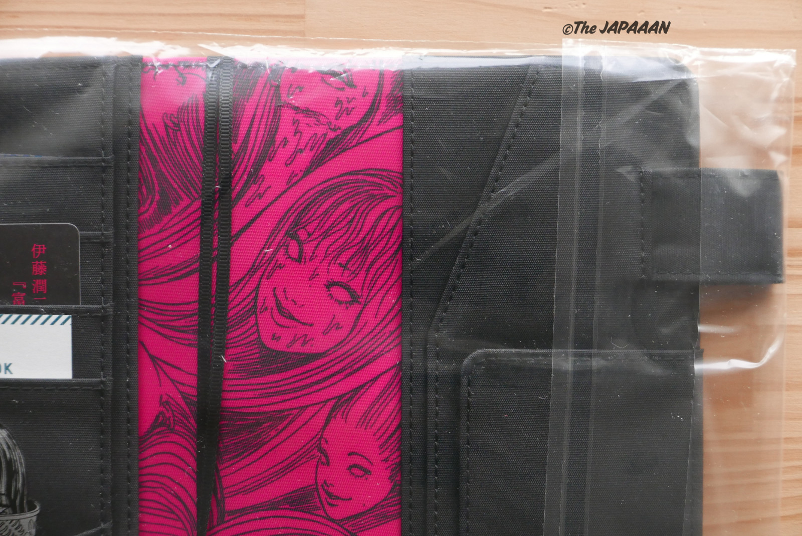 HOBONICHI TECHO 2026 Tomie by Junji Ito Smirk A6 Original Cover Pencil Board