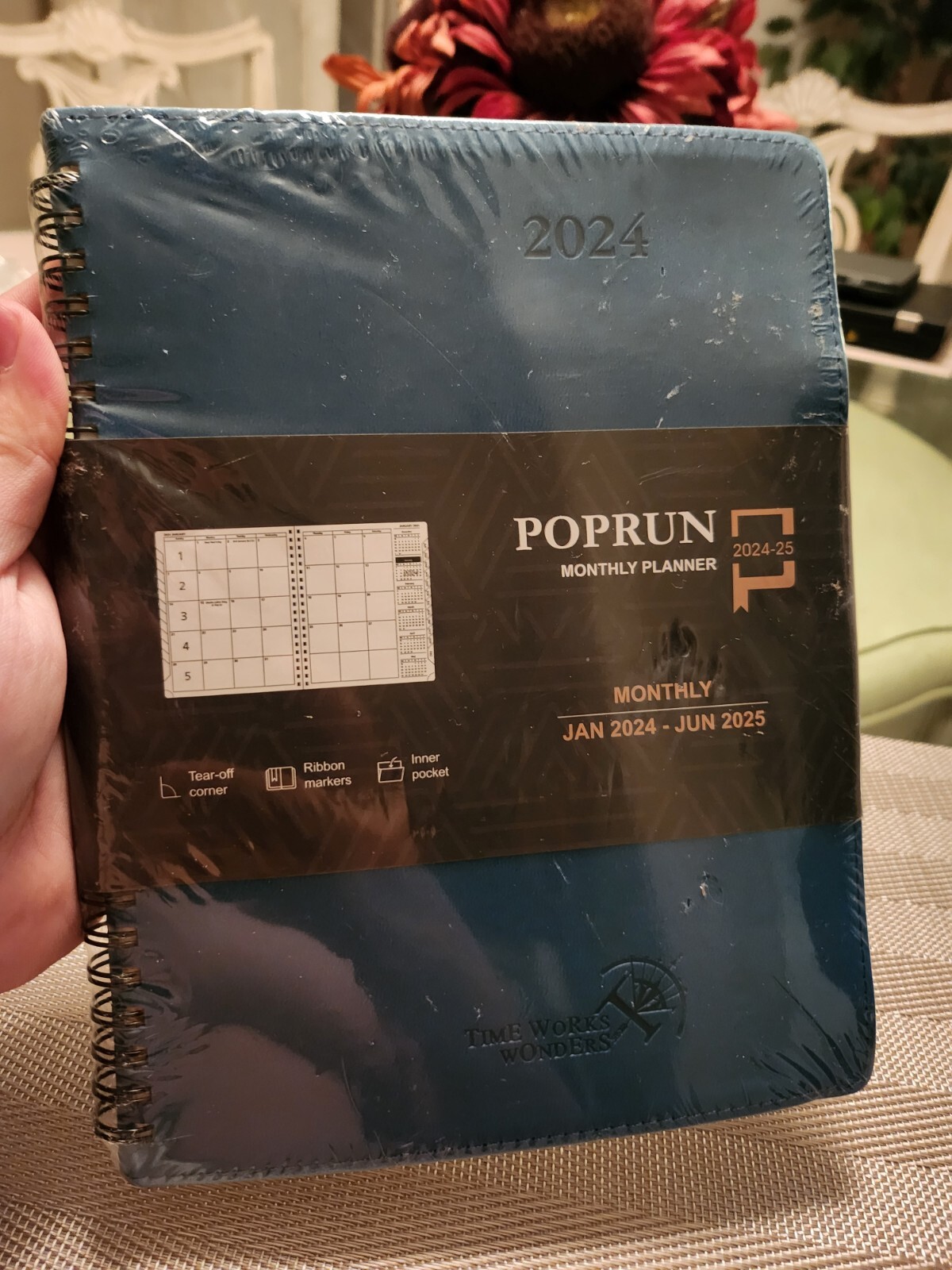 POPRUN Monthly Planner 2024-2025 6.5” x 8.5” 18-Month Calendar Book Jan.202…