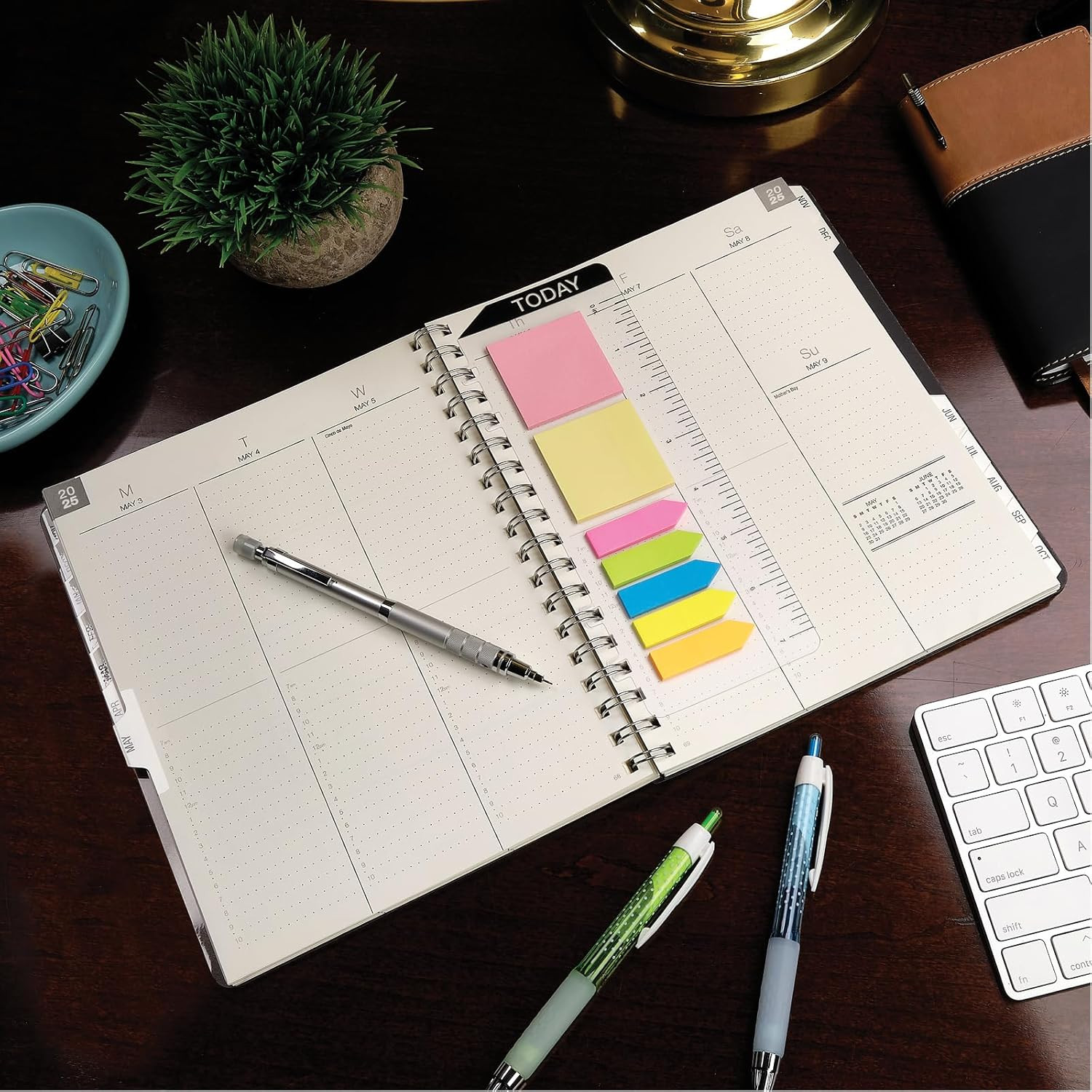 ESSENTIAL 2025 Monthly & Weekly Planner with Tabs, 7″X9″: 14 Months (November 20
