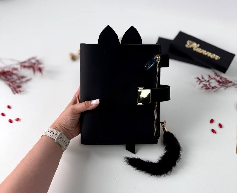 Cat Leather notebook cover A5 big binder 6 rings. Leather planner binder A5.