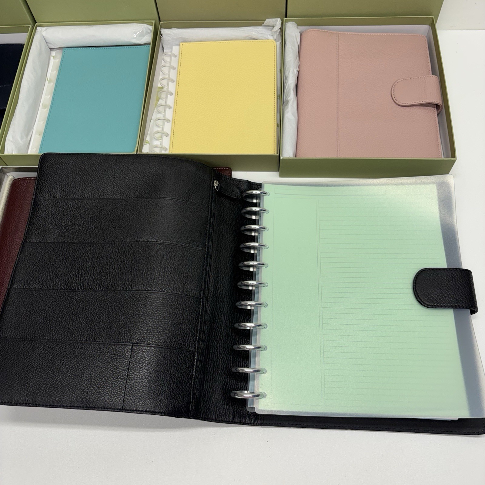 Large Lot of Levenger Leather Folios, Organizers, Notebooks, Circa Discs