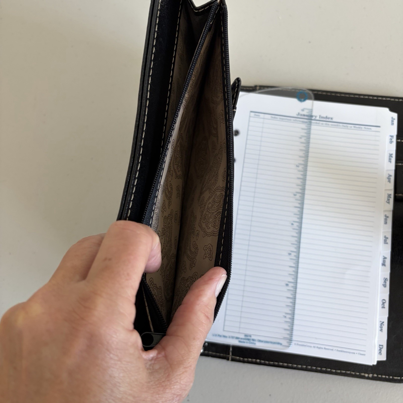 Franklin Covey Leather 7-Ring Notebook Planner Organizer Needs Fillers Black