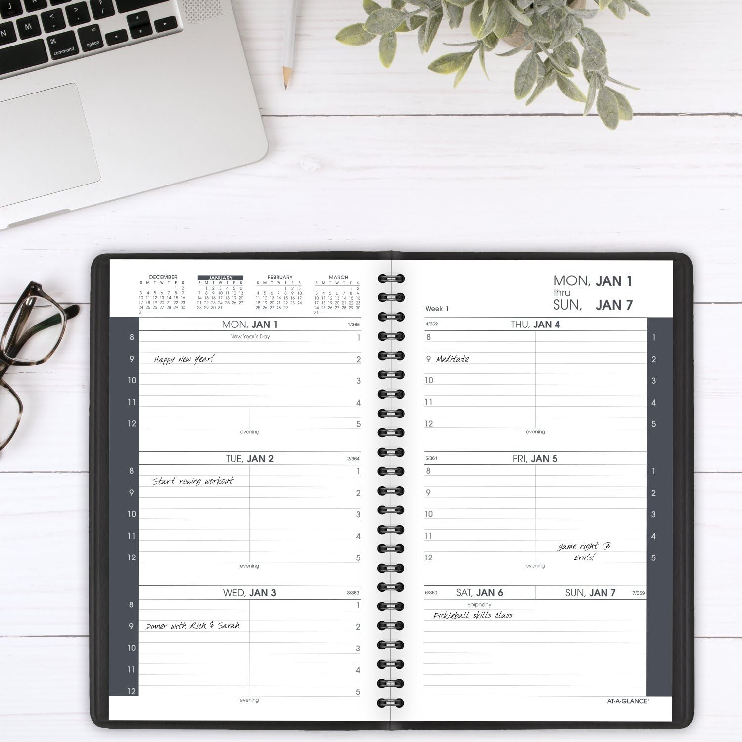 AT A GLANCE 2025 Weekly Planner Black 5×8 Faux Leather Ink Bleed Resistant